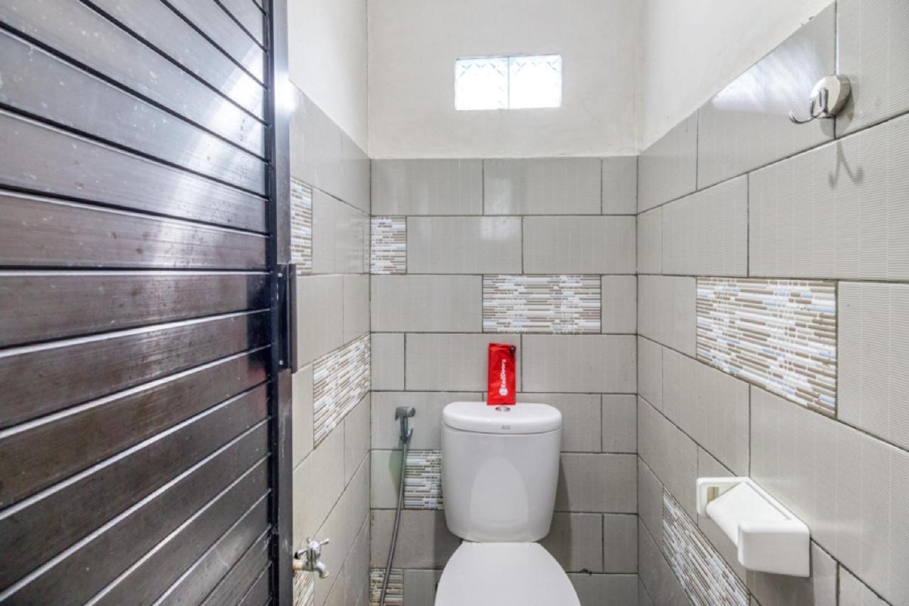 Reddoorz Hostel Near Stadion Mandala Krida Yogya Jogyakarta Zewnętrze zdjęcie