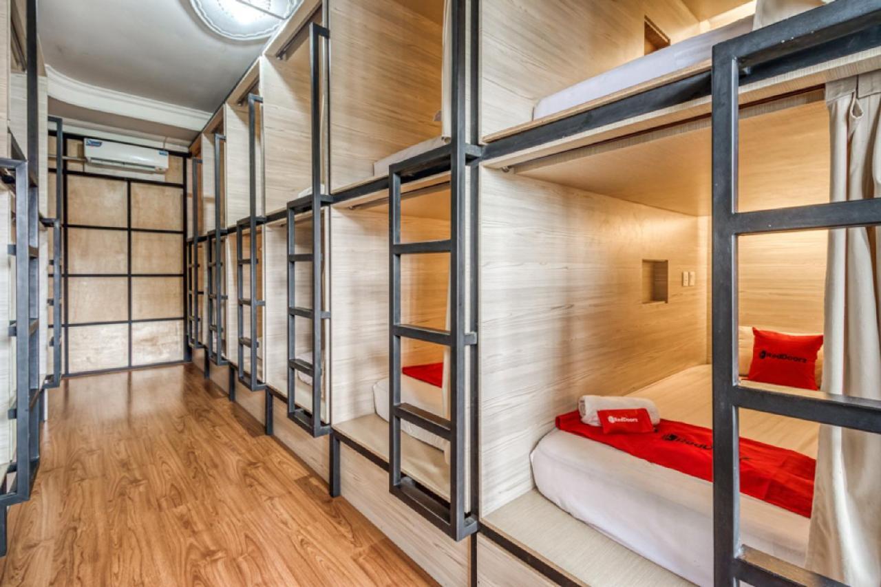Reddoorz Hostel Near Stadion Mandala Krida Yogya Jogyakarta Zewnętrze zdjęcie
