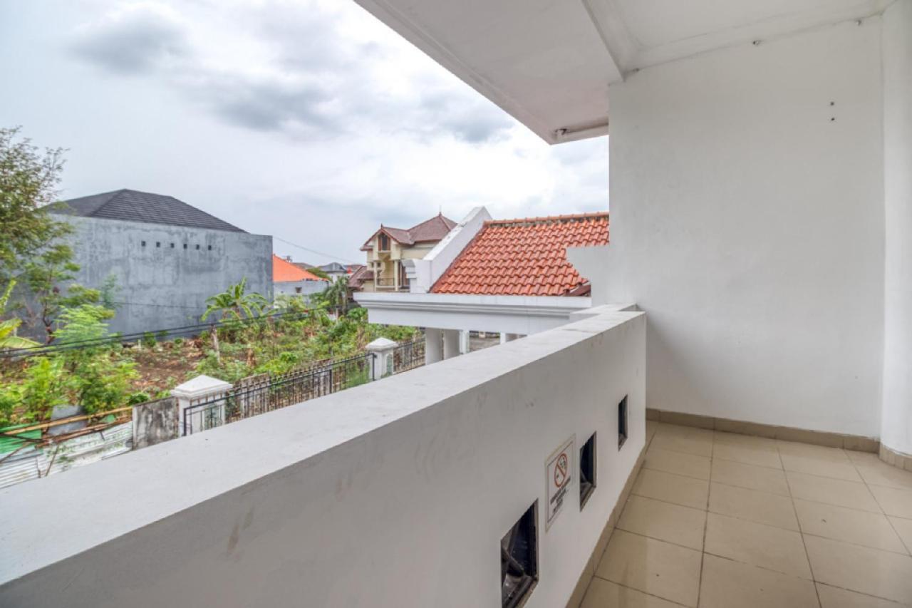 Reddoorz Hostel Near Stadion Mandala Krida Yogya Jogyakarta Zewnętrze zdjęcie
