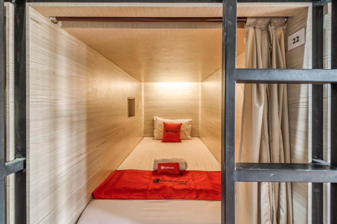 Reddoorz Hostel Near Stadion Mandala Krida Yogya Jogyakarta Zewnętrze zdjęcie